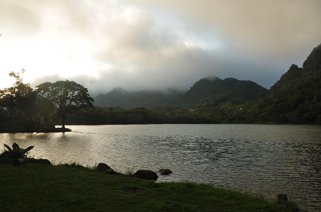 Mamallena Eco Lodge La Laguna de San Carlos Buitenkant foto